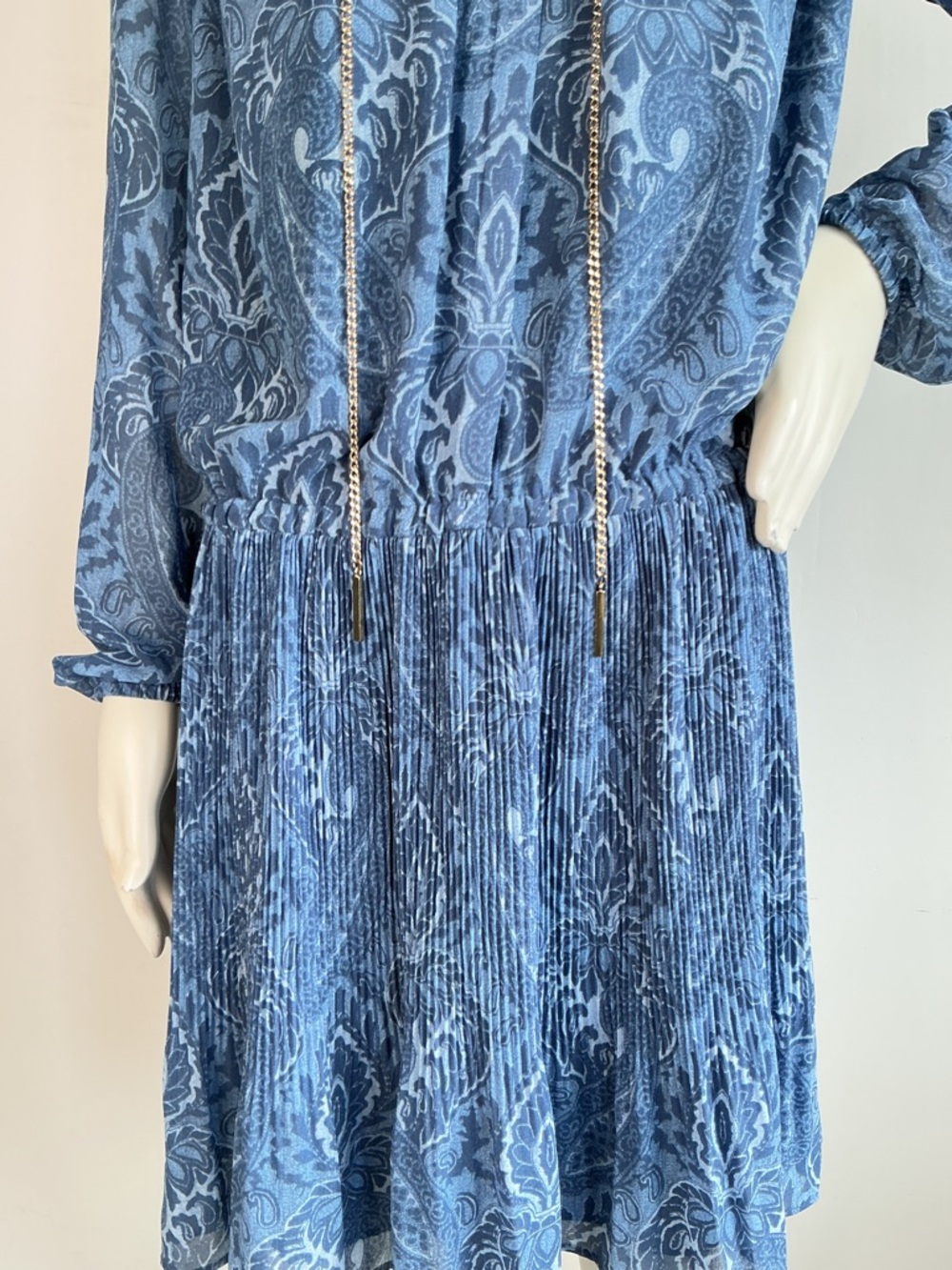 Cerulean Blue Paisley Dress Chain Neck Long Sleeve Pleated Skirt M Elegant - Picture 2 of 6